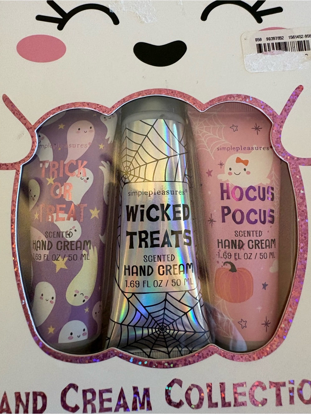 Hand cream collection NWT Pink Ghost in gift box Collection/3 Pack. 5.07 oz net - Picture 2 of 4
